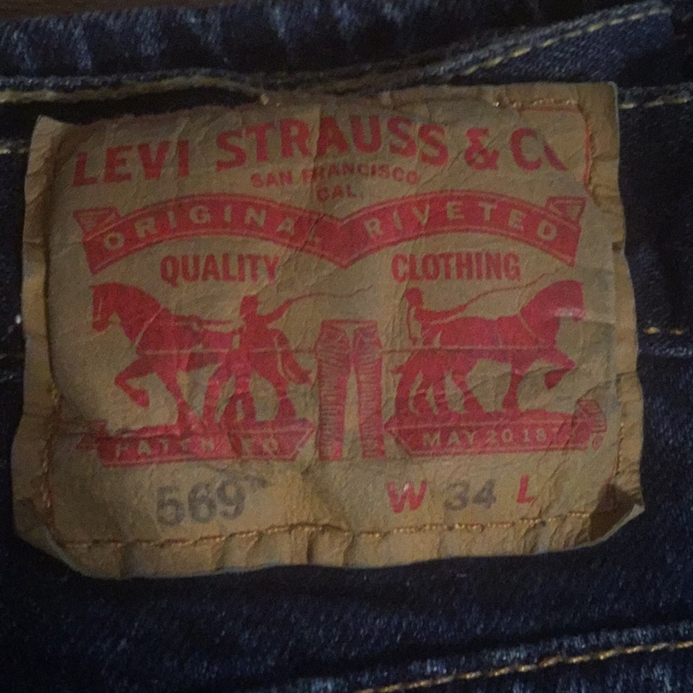 Levis 569 34 Denim Shorts - Picture 2 of 5
